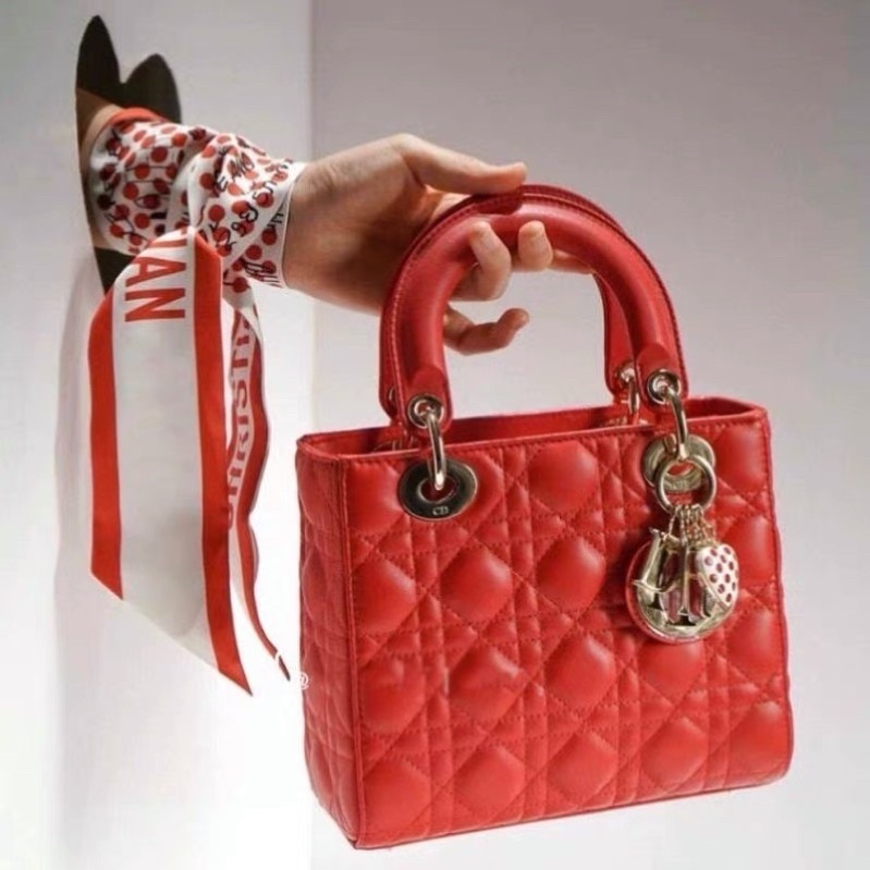 Khăn quấn túi xách chấm bi đỏ - Maben