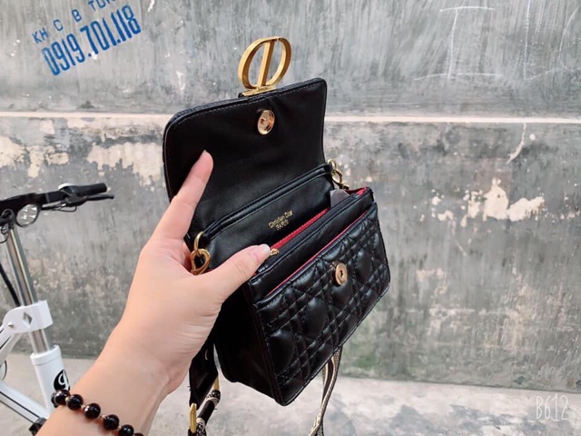 Túi đeo chéo trần ô thời trang