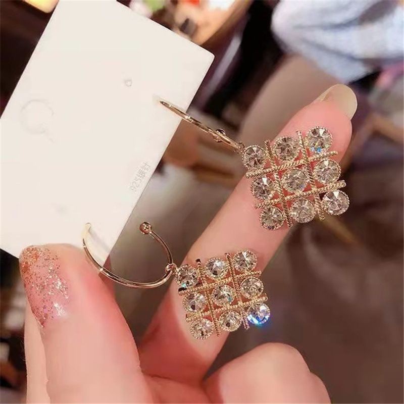 Bông tai bạc S925 - Hoa tại bạc S925 hình khối đính đá lấp lánh dễ thương KT8060