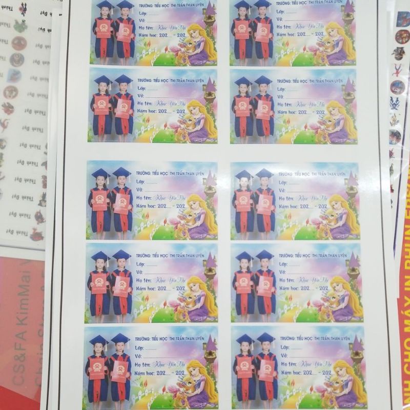 Combo 20 nhãn vở in hình bé nội dung theo yêu cầu