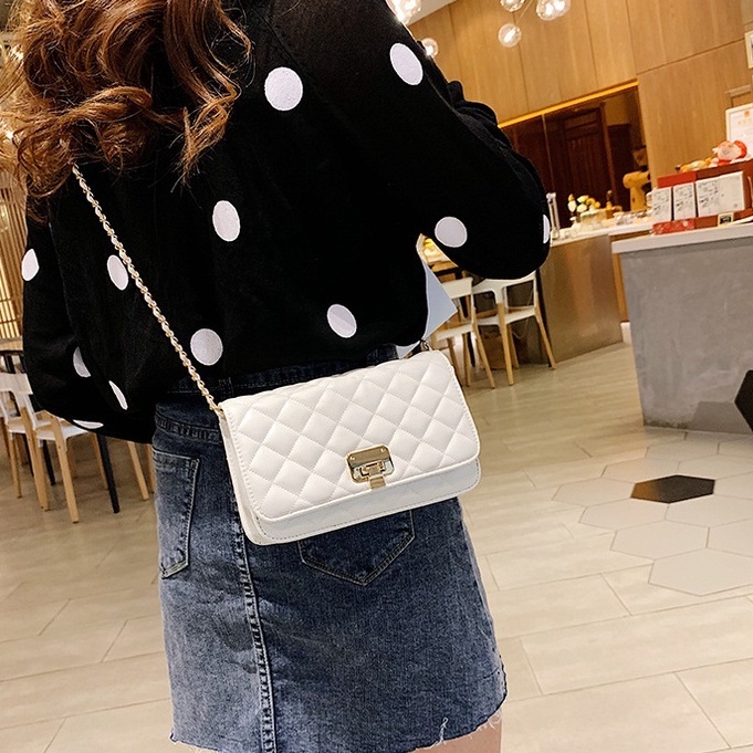 Túi xách nữ đẹp đeo chéo trần trám CNK size 20 khóa gập cao cấp CV22