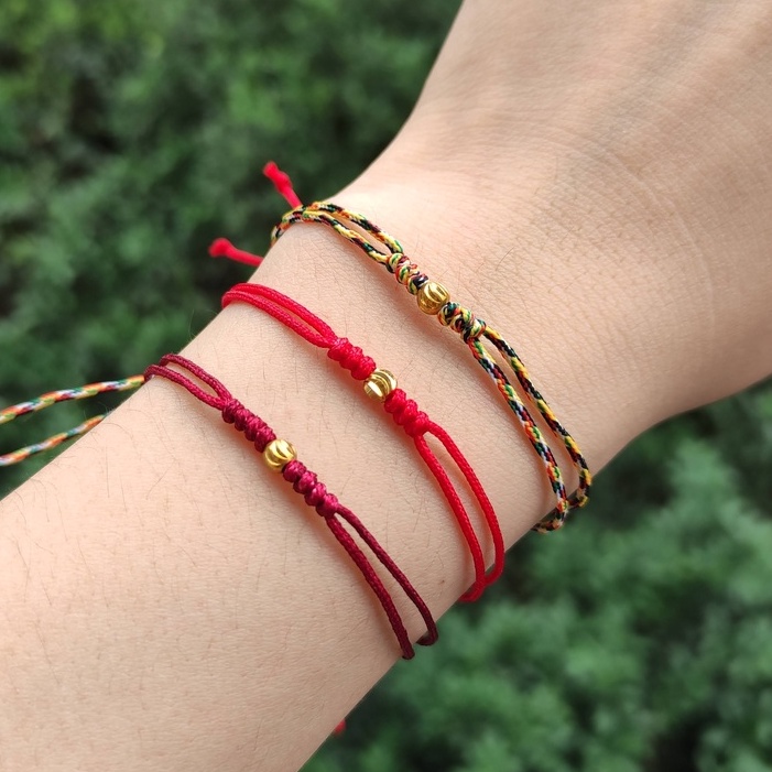 Vòng chỉ may mắn nữ nhiều màu mix bi khía màu vàng xinh xắn giá rẻ