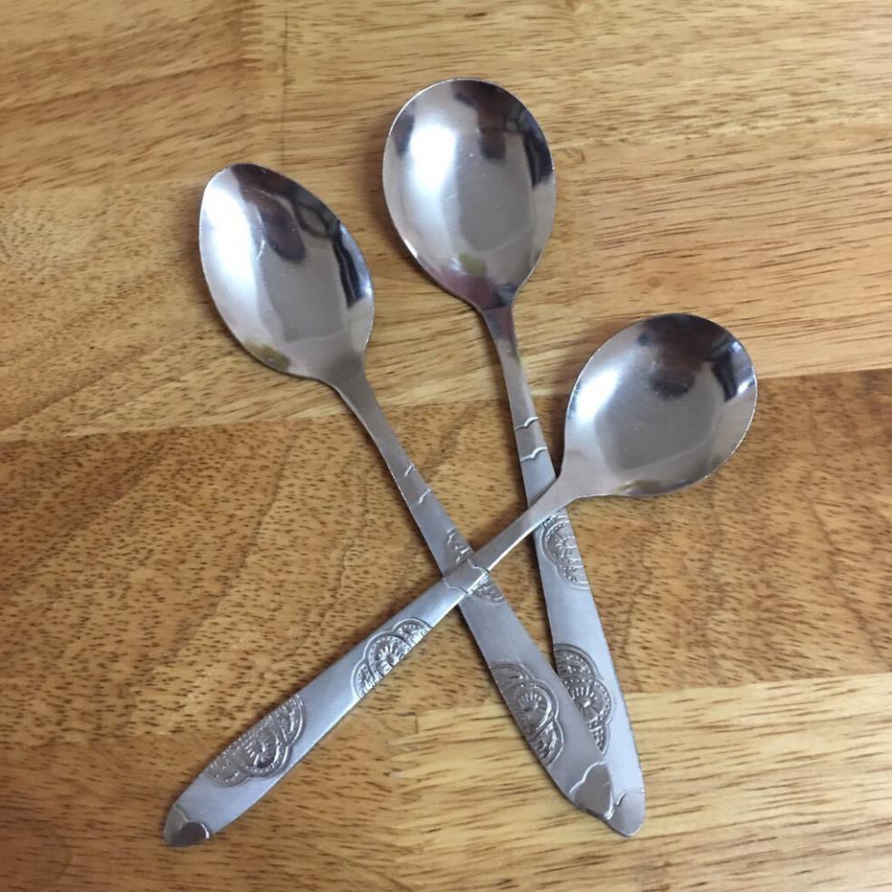 Thìa inox cán dài trạm khắc hoa văn nhiều mẫu