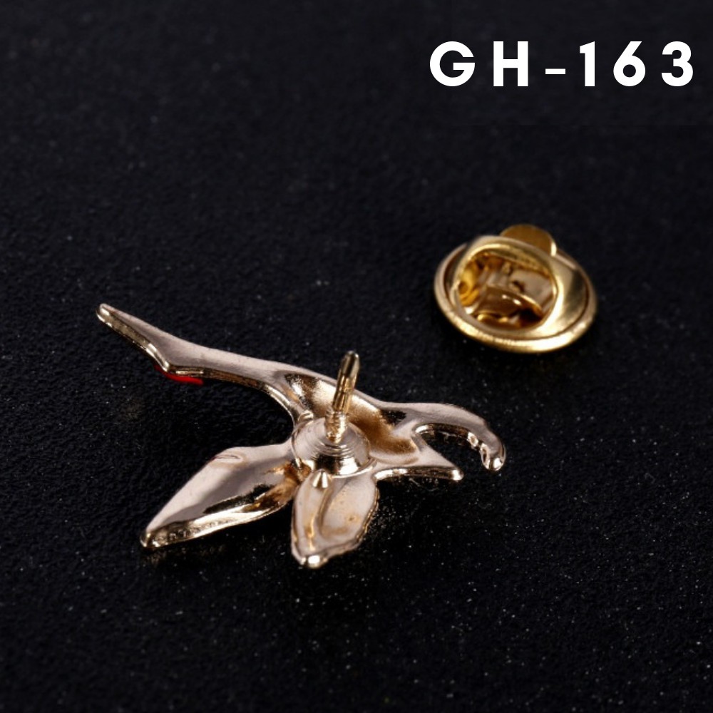 Ghim cài áo Vest Nam Nữ Lapel Pin thời trang hình sếu đầu đỏ GH-163 {Phụ kienj Vest Nam - AdamZone}