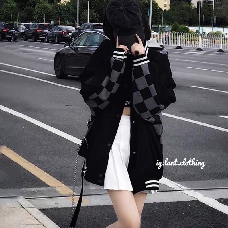 áo khoác gió thêu chữ u