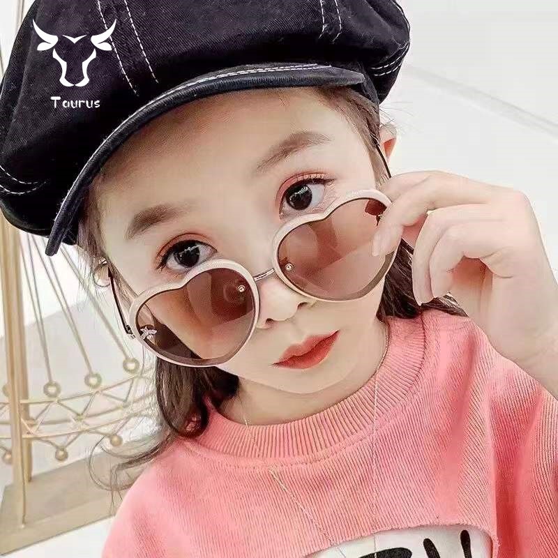 Kính Mát Hình Con Ong Dễ Thương Cho Bé 2022