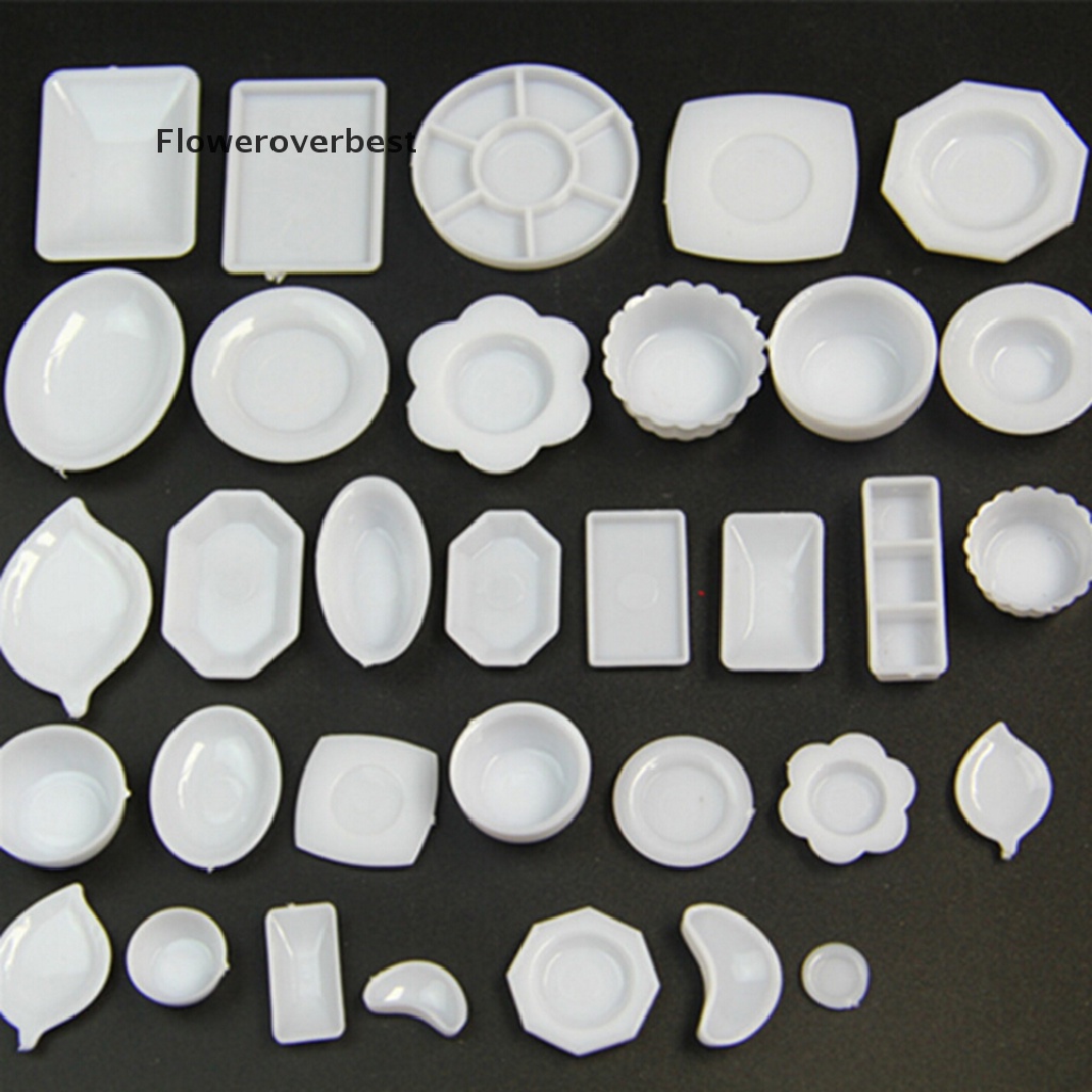 Bộ 33 món đồ chơi mô phỏng chén bát trên bàn ăn cho nhà búp bê