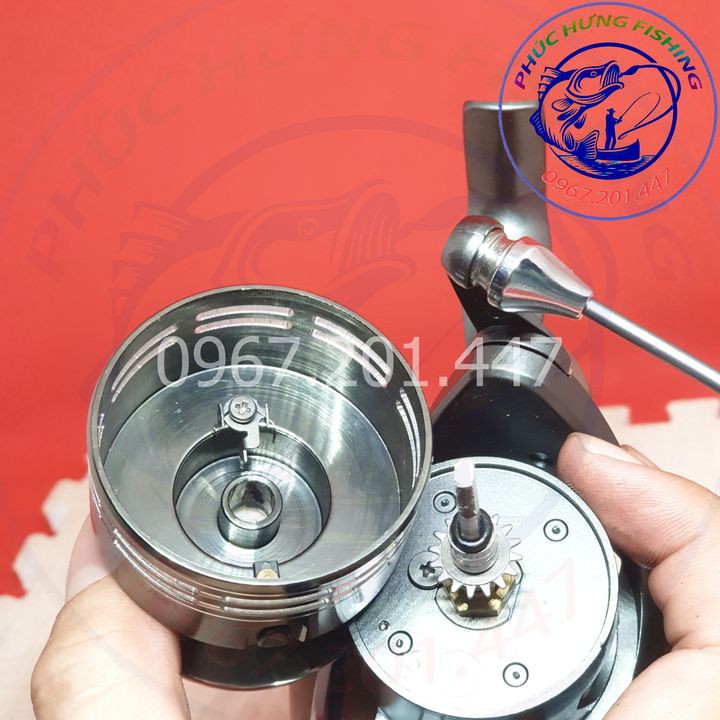 Máy Câu YumoShi GC 7000 Tải Khủng