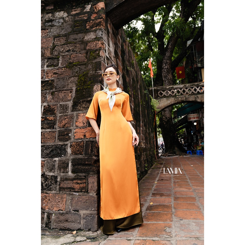 Áo dài truyền thống Lamia Design AD073 lụa latin màu cam trơn rạng rỡ