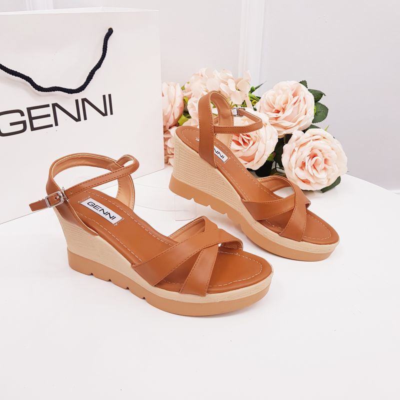 Sandal đế xuồng da lỳ 7p Ge243 - Genni