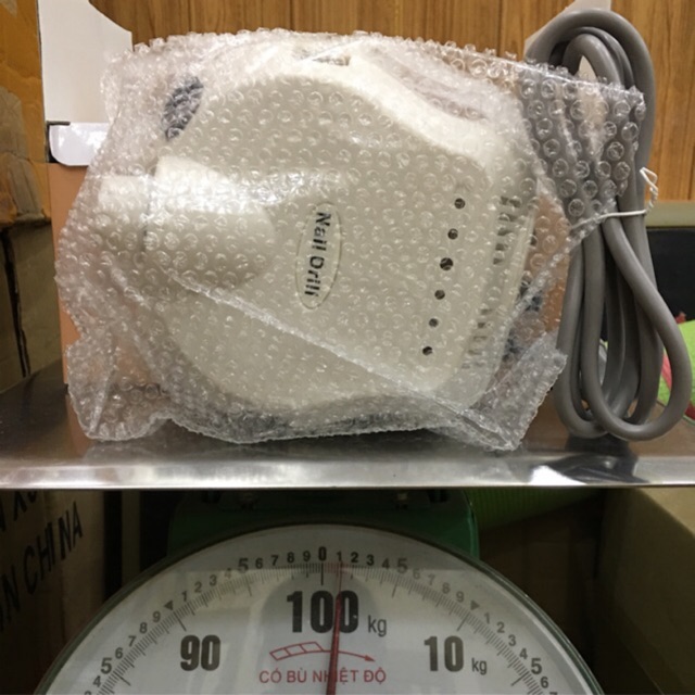 ( CÓ BẢO HÀNH) Máy mài CON LỢN XỊN 1.3kg . Tốc độ 3500 VÒNG