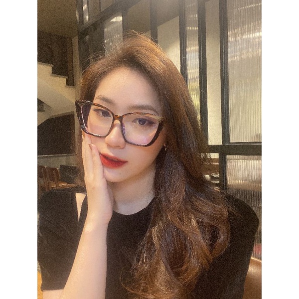 Kính Rue 21 hàng chuẩn auth, có mail mua hàng chính hãng