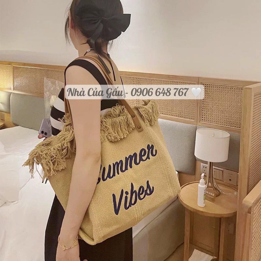 Túi cói summer form to mix với dây da chụp ảnh quá xinh luôn