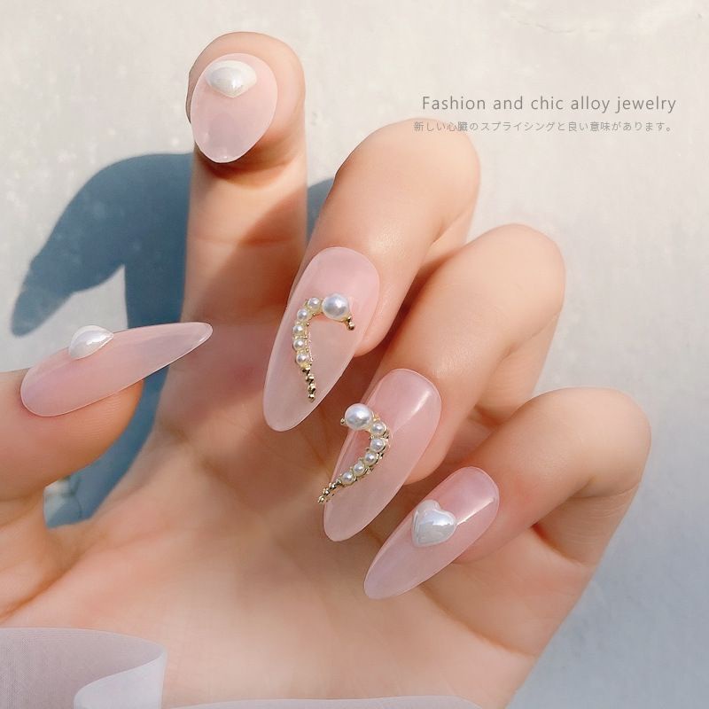 Charm nail ,charm đính móng cao cấp gắn đá siêu sáng
