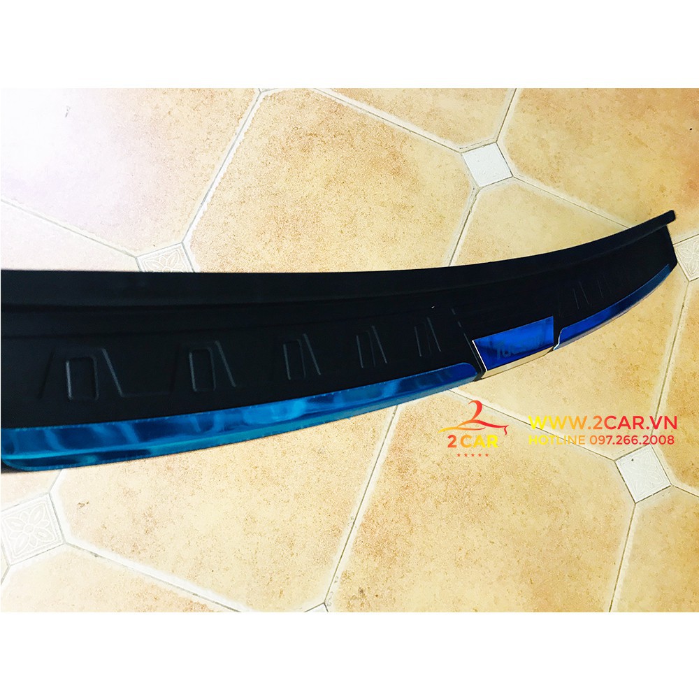 ốp chống trầy cốp ngoài xe Tucson 2019-2020, chất liệu nhựa 3D cao cấp