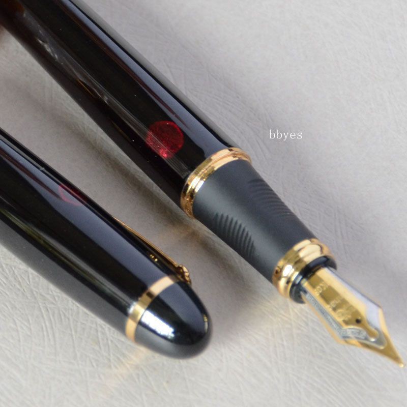 Bút máy Jinhao X450 màu đen ngòi 0.7mm mạ vàng tiện dụng