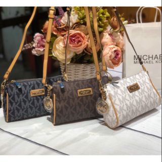 Túi MK dáng bầu mini