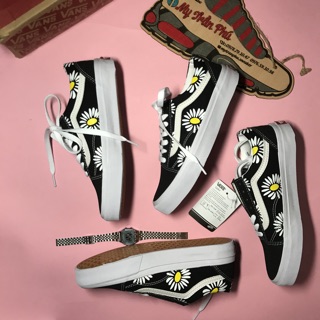 VANS HOA CÚC
