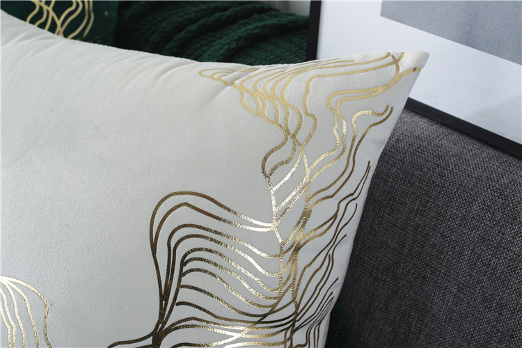 Vỏ Gối Sofa Nhung Mạ Vàng Kích Thước 45x45cm