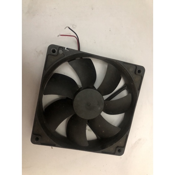 Fan 12cm 12V 0.40A đã test kĩ, chạy tốt