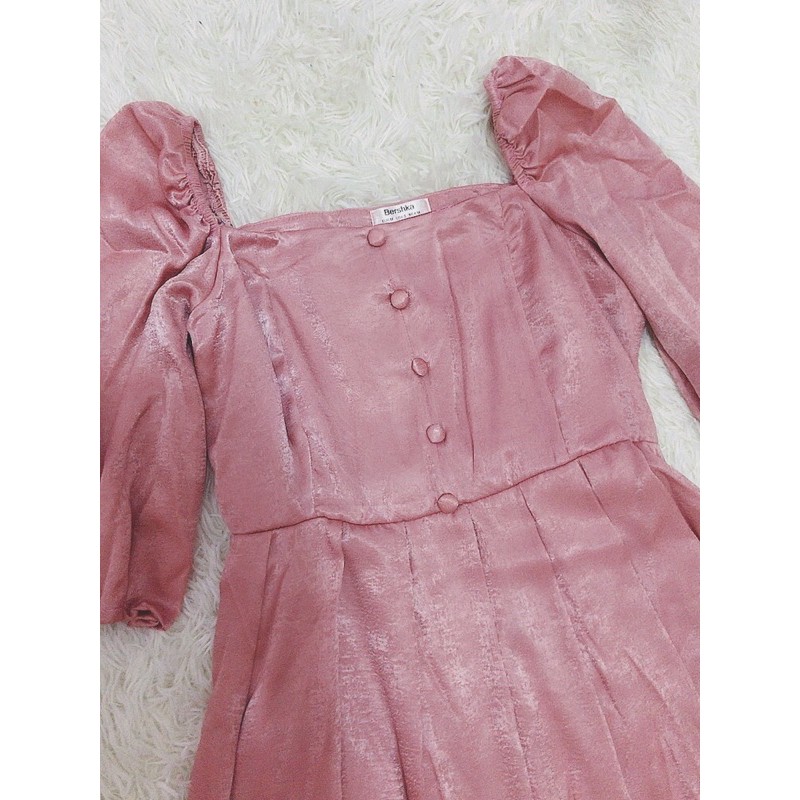 Váy cổ vuông hồng hàng thiết kế cao cấp