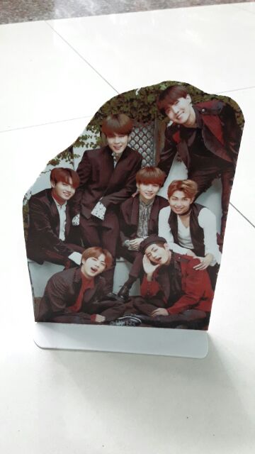 Standee bts 45k nhận làm theo yêu cầu
