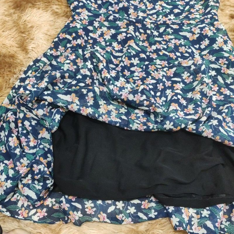 Đầm hoa vintage tay cánh tiên