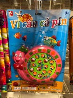 Com bo đồ chơi con cá