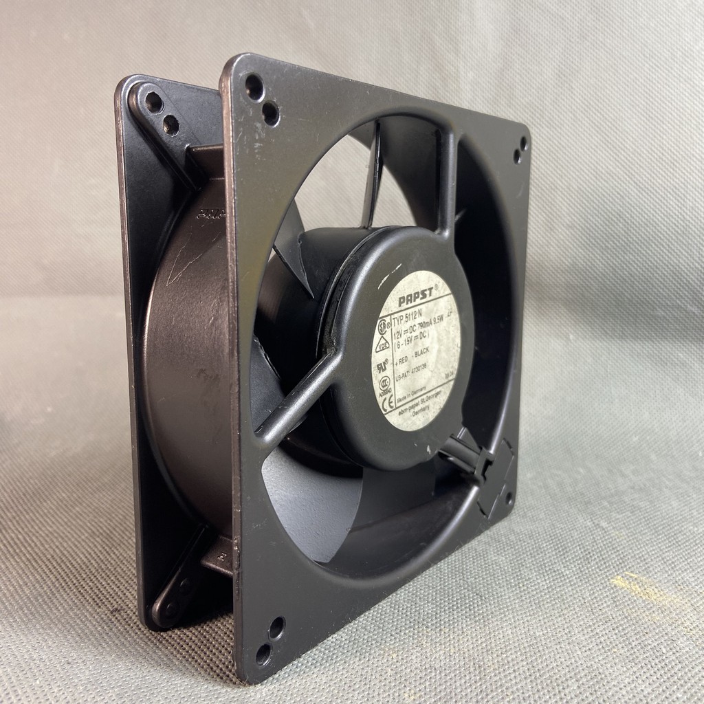 QUẠT 13.5 cm EMBPAPST 12V 0.79A 9.5W . KHUNG VÀ CÁNH kim loại. GIÓ ÊM VÀ TỐT. 5112N