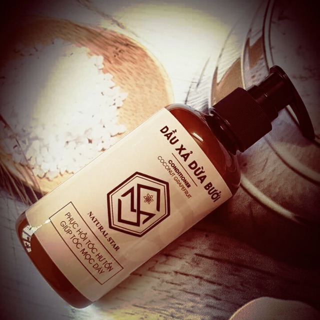 DẦU XẢ DỪA BƯỞI NATURAL STAR