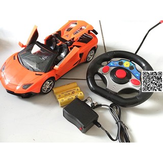 Xe ô tô điều khiển từ xa cỡ lớn dài 24cm mở cửa mở cốp mui trần bằng remote cảm ứng, có pin sạc , điều hướng 4 kênh