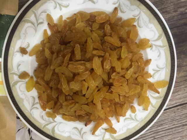 Nho khô vàng Ấn Độ loại 1(không đường) 100G
