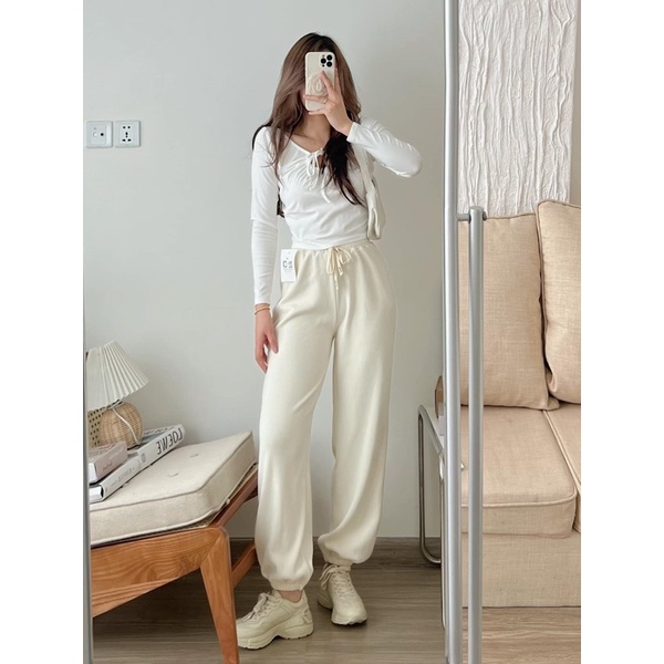 Quần jogger nỉ tăm chất đẹp- hàng loại 1