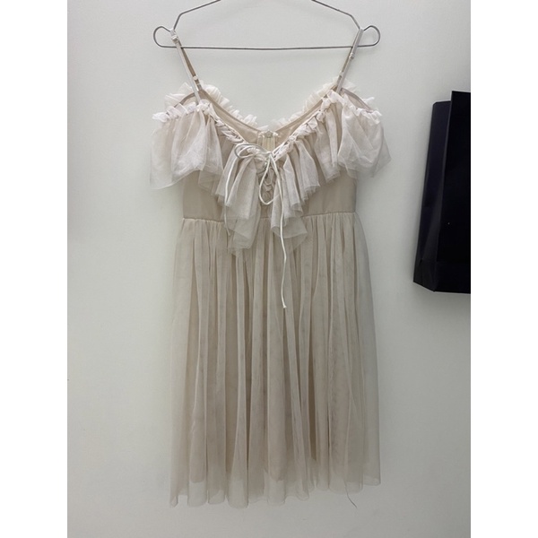 Pass váy xoè công chúa