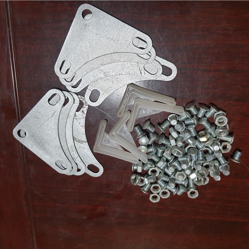 Bộ 4 Chân nhựa + 8 Kê Góc + 24 ốc + Bulong