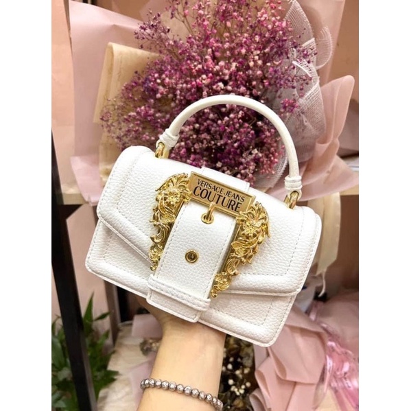 TNS-Túi xách nắp gập khoá hoàng gia Versacie top handle bag-trắng sang trọng