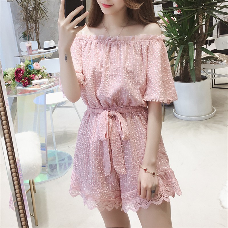 (HÀNG ORDER) Jumsuit trễ vai phối ren