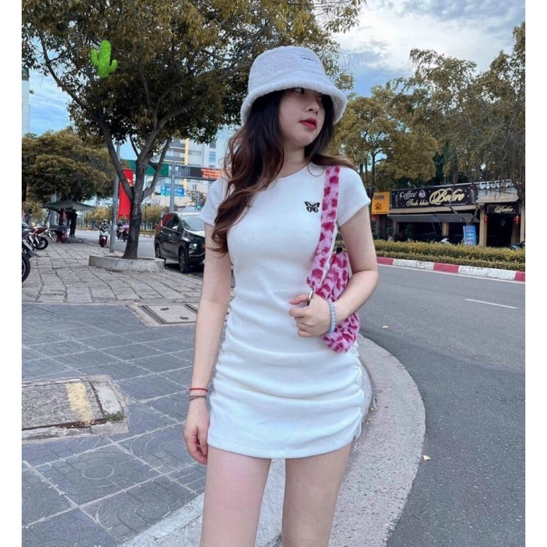 Đầm ôm body nhúng phối logo thêu chất vải Borip Cam Kết Hàng Y Hình ( Size từ 40-52kg)