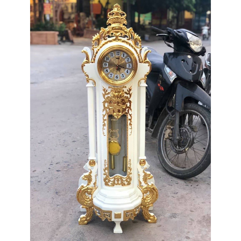 Đồng hồ hoàng gia, gỗ gõ