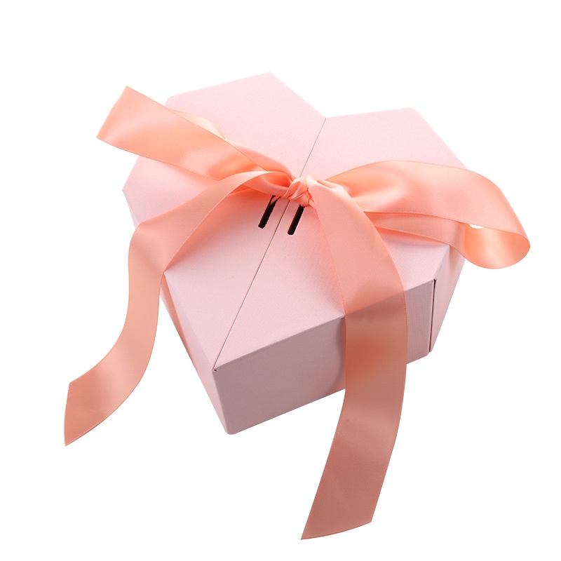 Hộp Đựng Qùa Ngày Lễ Tình Nhân Valentine Kèm Nơ Xinh Xắn
