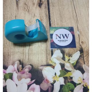 Dụng cụ cắt băng keo nối mi