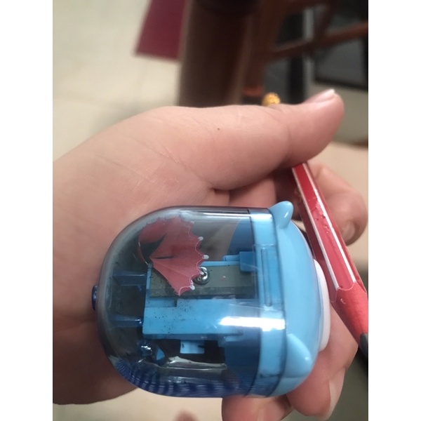 Gọt chì deli 0557