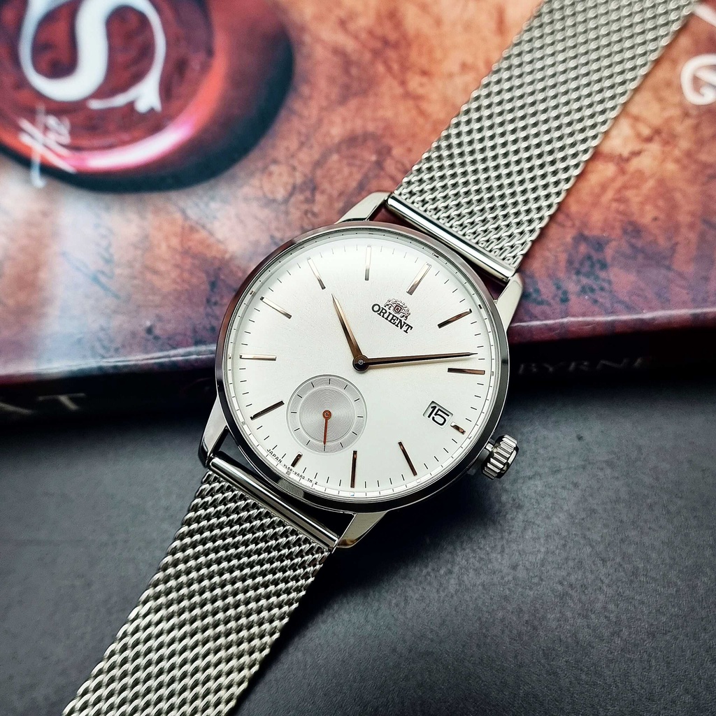 Đồng Hồ Nam Orient Quartz RA-SP0007S00C Dây Sắt Lưới Mặt Trắng