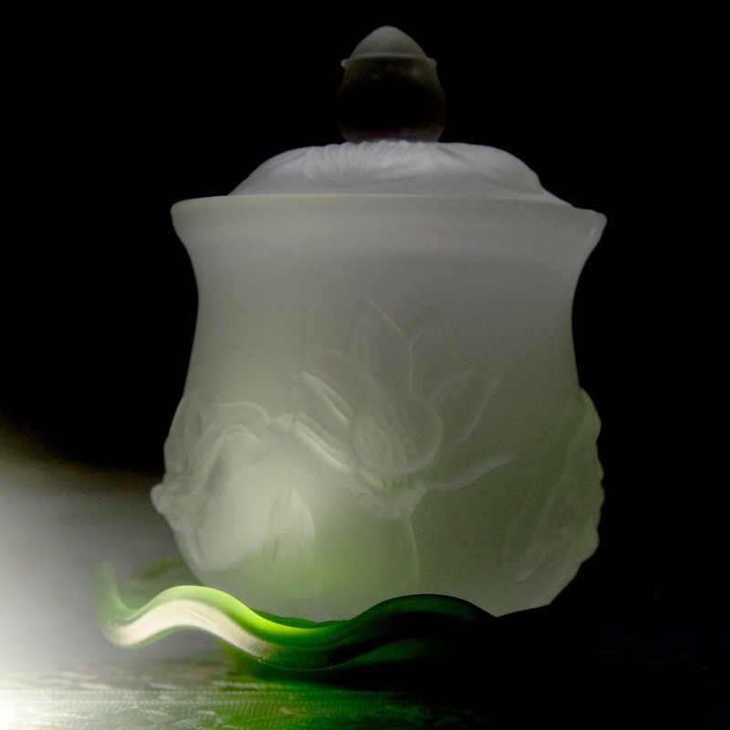 Ly nước thờ cúng
