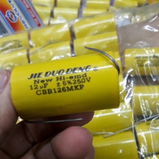 2 tụ phân tần loa 12uf 250v