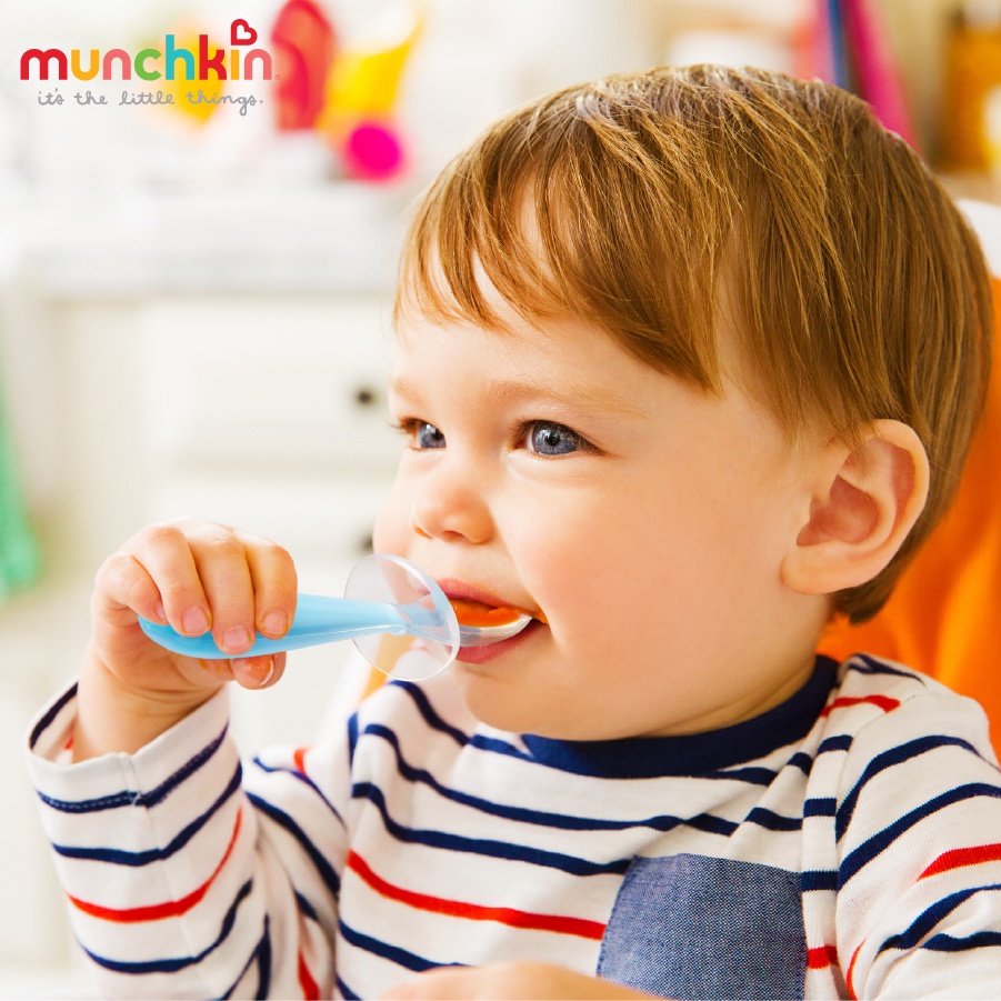 Bộ 2 thìa silicone tập xúc Munchkin chống hóc