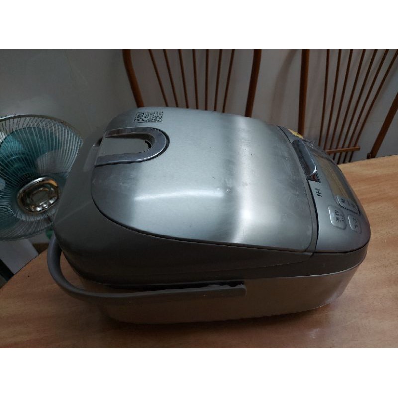 Nồi cơm điện cao tần Panasonic 1L