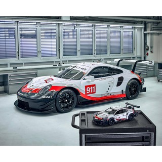 Lego Technic 42096: Xe đua Porsche 911 RSR