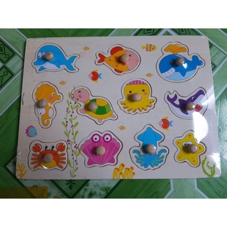 Bảng núm gỗ xếp hình