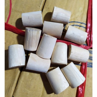Nút bần dùng cho chai lọ thủy tinh